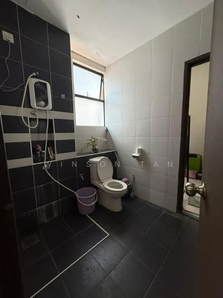 Apartment for Sale at Seri Austin Residence (Pangsapuri Seri Austin) - Winson Tan - Bathroom - PropertyGuru.com.my