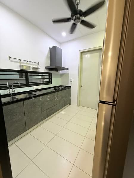 2-storey Terraced House for Rent in Bandar Rimbayu (Telok Panglima Garang) - Alex Chua - Kitchen - PropertyGuru.com.my