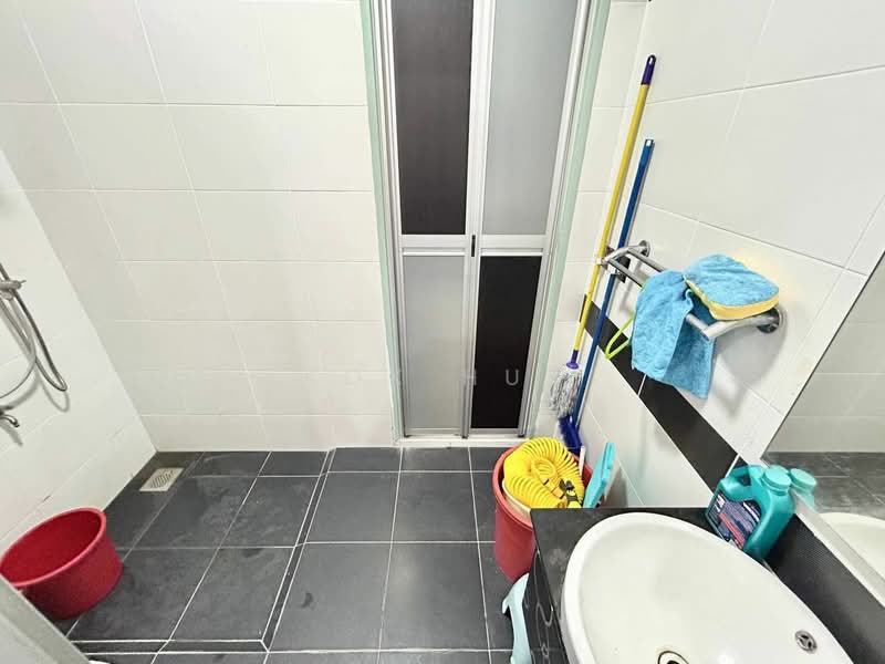 Cluster House for Sale in Setia Tropika (Johor Bahru) - Kok Hui - Bathroom - PropertyGuru.com.my