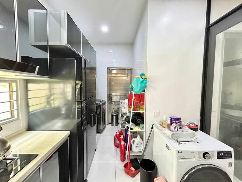 Cluster House for Sale in Setia Tropika (Johor Bahru) - Kok Hui - Kitchen - PropertyGuru.com.my