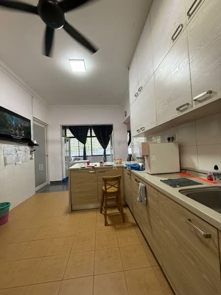 2-storey Terraced House for Sale in Denai Alam (Shah Alam) - Norazila Binti Abdul Rahim - Kitchen - PropertyGuru.com.my