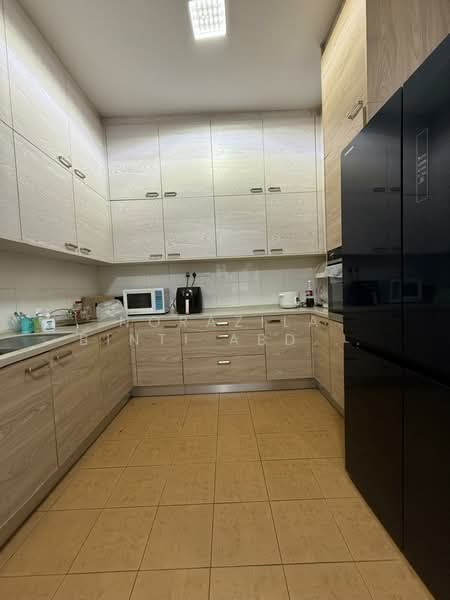 2-storey Terraced House for Sale in Denai Alam (Shah Alam) - Norazila Binti Abdul Rahim - Kitchen - PropertyGuru.com.my
