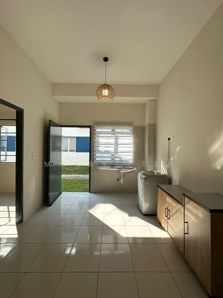 Rumah Bandar untuk Disewa di Dengkil (Selangor) - MckayC TEH - PropertyGuru.com.my