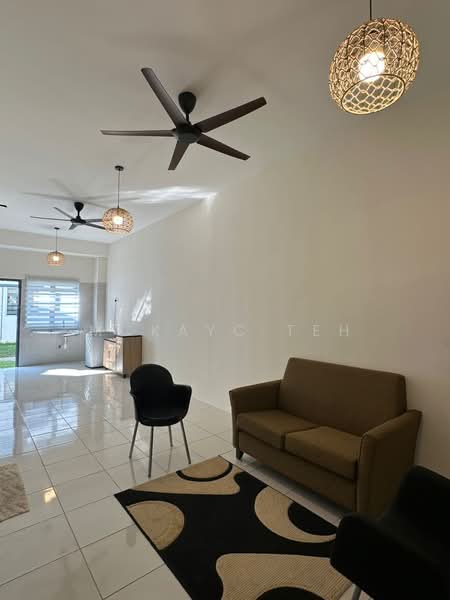 Rumah Bandar untuk Disewa di Dengkil (Selangor) - MckayC TEH - PropertyGuru.com.my