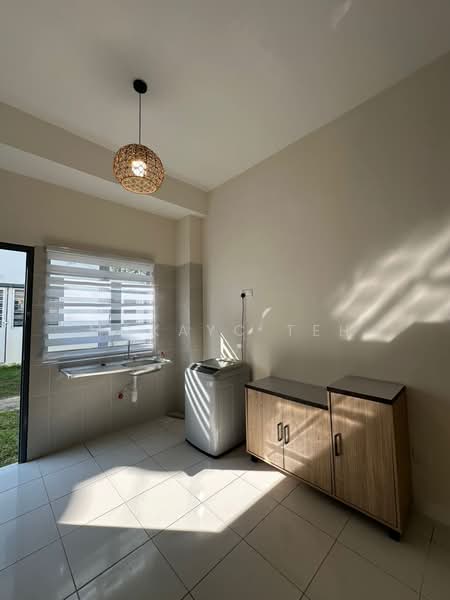 Rumah Bandar untuk Disewa di Dengkil (Selangor) - MckayC TEH - PropertyGuru.com.my