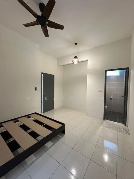 Rumah Bandar untuk Disewa di Dengkil (Selangor) - MckayC TEH - PropertyGuru.com.my