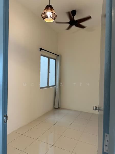 Rumah Bandar untuk Disewa di Dengkil (Selangor) - MckayC TEH - PropertyGuru.com.my