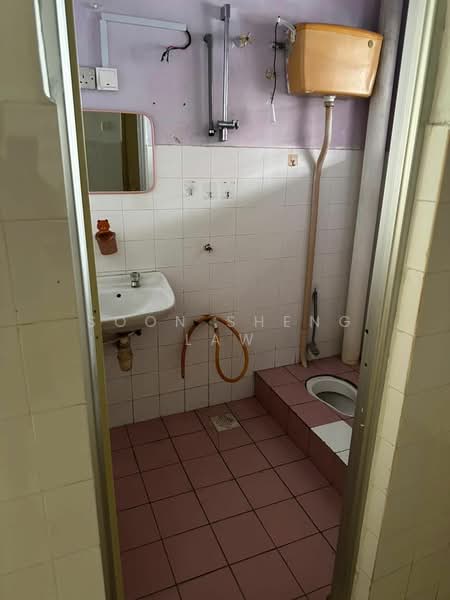 Rumah Teres 2 Tingkat untuk Dijual di Mahkota Cheras (Cheras) - Soon Sheng Law - Bathroom - PropertyGuru.com.my