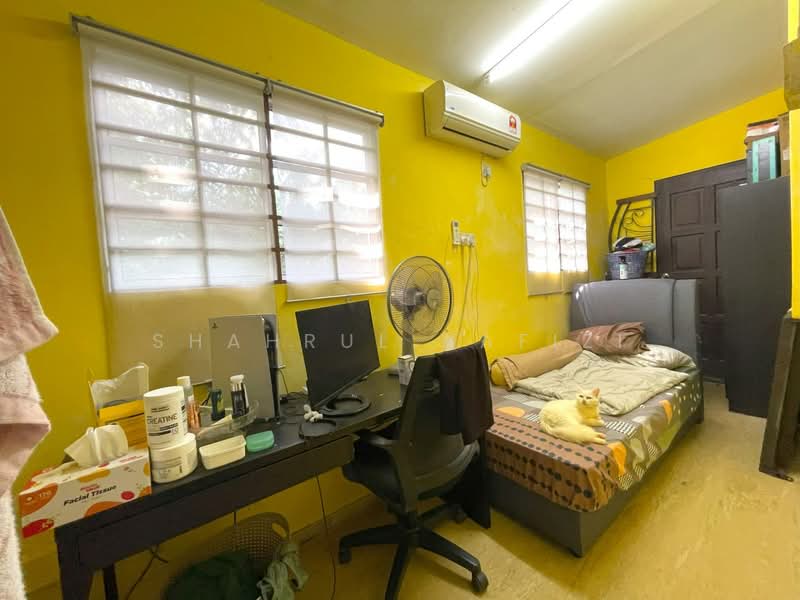 Terraced House for Sale in Bandar Kinrara Seksyen 5 (Bandar Kinrara) - Shahrul Hafizi - Bedroom - PropertyGuru.com.my