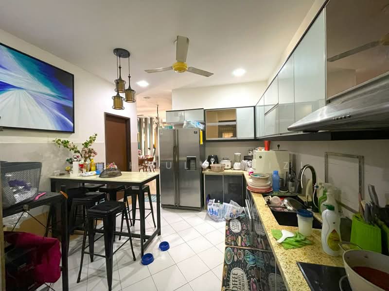 Terraced House for Sale in Bandar Kinrara Seksyen 5 (Bandar Kinrara) - Shahrul Hafizi - Kitchen - PropertyGuru.com.my