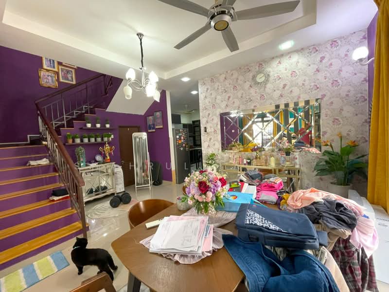 Terraced House for Sale in Bandar Kinrara Seksyen 5 (Bandar Kinrara) - Shahrul Hafizi - Living Room - PropertyGuru.com.my