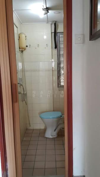 Pangsapuri untuk Dijual di Abadi Indah - Nadia Rahim - Bathroom - PropertyGuru.com.my