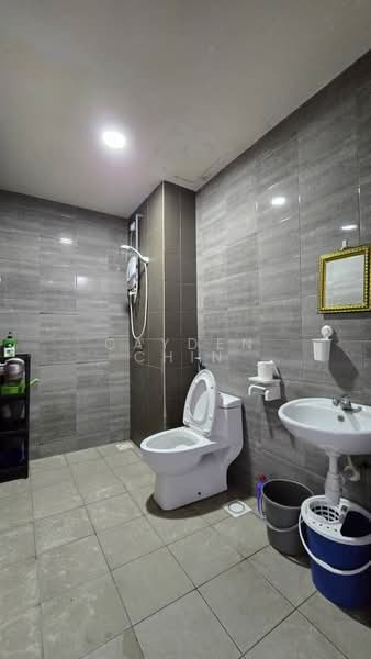 Service Residence for Rent at Symphony Tower (Menara Simfoni) - Cayden Chin - Bathroom - PropertyGuru.com.my