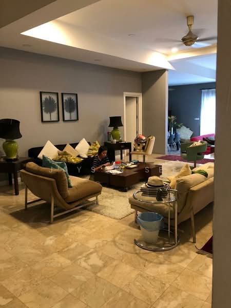 Kondominium untuk Dijual di Corinthian Condominium - Jaysen See - Living Room - PropertyGuru.com.my