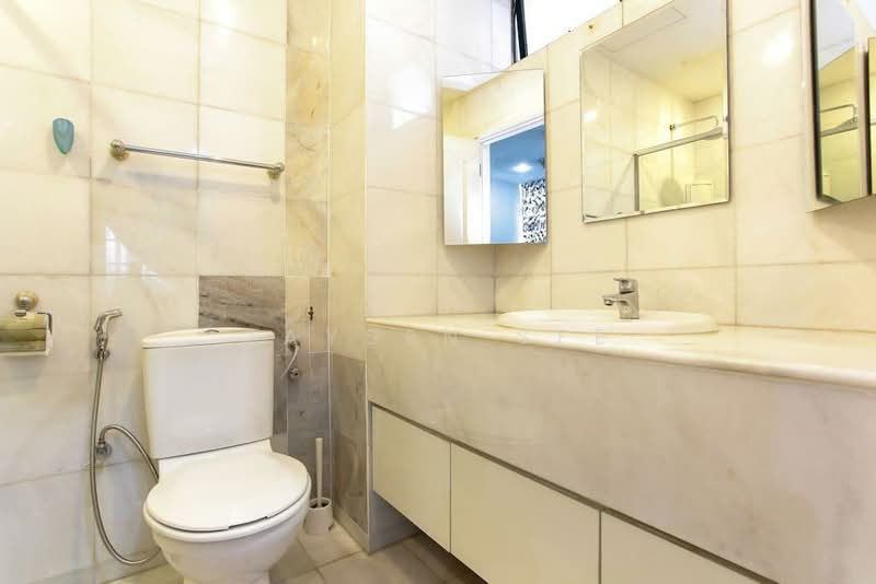Kondominium untuk Dijual di Corinthian Condominium - Jaysen See - Bathroom - PropertyGuru.com.my