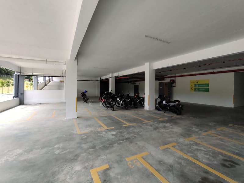Pangsapuri untuk Disewa di Idaman Abadi - KK HEW - Car Park - PropertyGuru.com.my