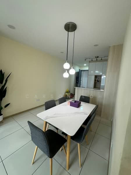 Servis Apartment untuk Dijual di RYAN & MIHO - Carson Loh - Dining Room - PropertyGuru.com.my