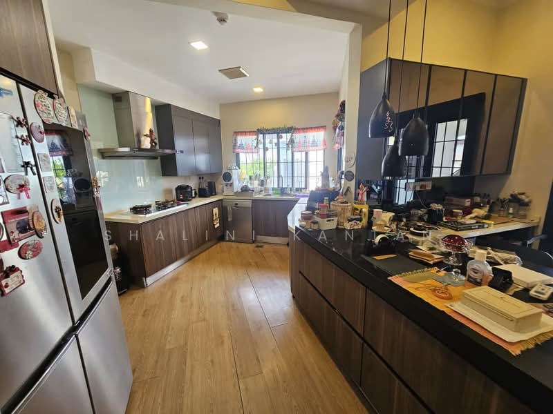 Bungalow for Sale in Taman Bukit Pantai (Bangsar) - Shalini Kantan - Kitchen - PropertyGuru.com.my