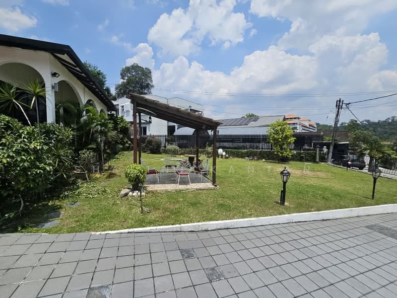 Bungalow for Sale in Taman Bukit Pantai (Bangsar) - Shalini Kantan - Exterior - PropertyGuru.com.my