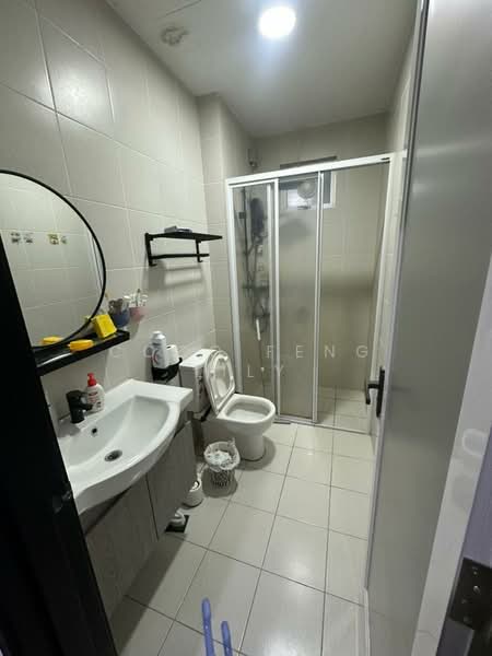 Service Residence for Sale at Meridin Bayvue Serviced Apartment - Coco Feng Lily - PropertyGuru.com.my