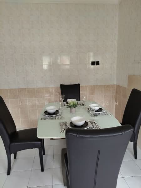 Bungalow for Rent in Putrajaya (Putrajaya) - Joshua Cheah - Dining Room - PropertyGuru.com.my