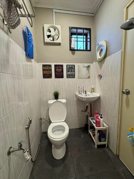 2-storey Terraced House for Sale in Taman Sri Pulai Perdana (Skudai) - Bee Ng - Bathroom - PropertyGuru.com.my