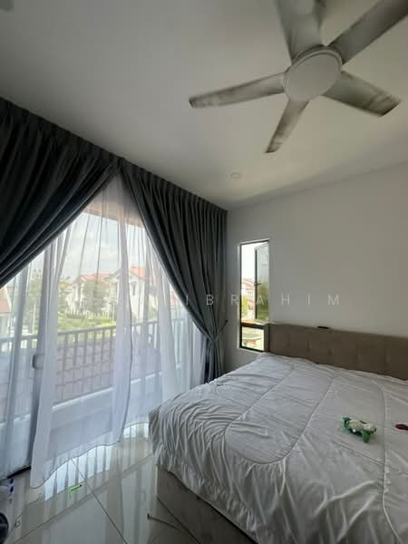 Rumah Teres 2 Tingkat untuk Disewa di Setia Safiro (Cyberjaya) - Hawa Ibrahim - Bedroom - PropertyGuru.com.my