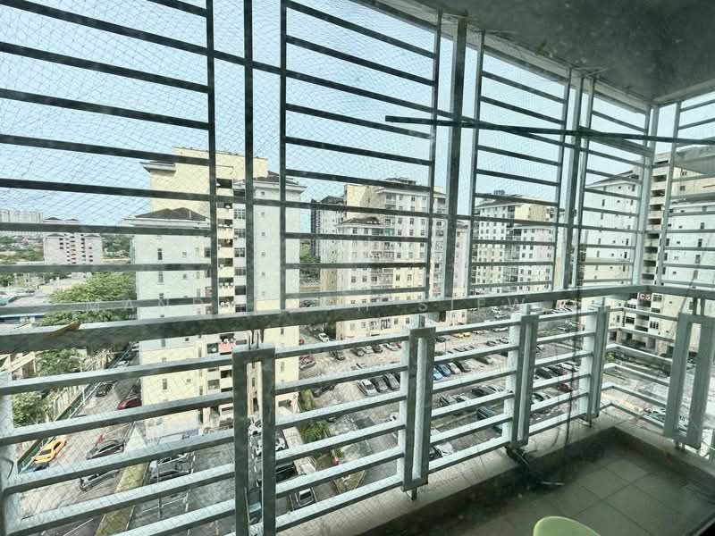 Apartment for Sale at D' Larkin Residence - Mandy Goh Siew Li - Balcony - PropertyGuru.com.my