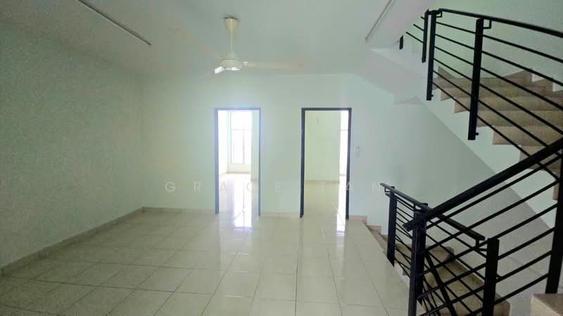 Rumah Teres 3 Tingkat untuk Disewa di Taman Bangi Avenue (Bangi) - Grace Tan - PropertyGuru.com.my