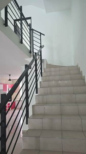 Rumah Teres 3 Tingkat untuk Disewa di Taman Bangi Avenue (Bangi) - Grace Tan - PropertyGuru.com.my