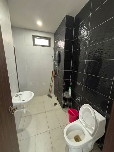 Cluster House for Sale in Taman Bukit Skudai (Skudai) - Kino Jaw - Bathroom - PropertyGuru.com.my