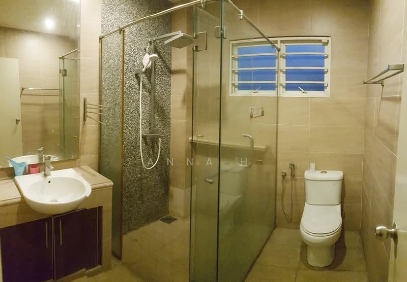 Semi-Detached House for Sale in Batu 9 (Cheras) - Anna H - Bathroom - PropertyGuru.com.my