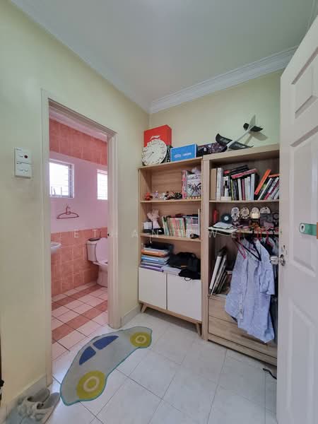Rumah Berkembar untuk Dijual di Shah Alam (Selangor) - Ethan Swe - Bathroom - PropertyGuru.com.my