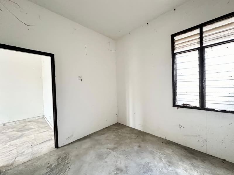 For Sale - Alam Perdana