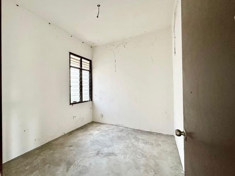 For Sale - Alam Perdana