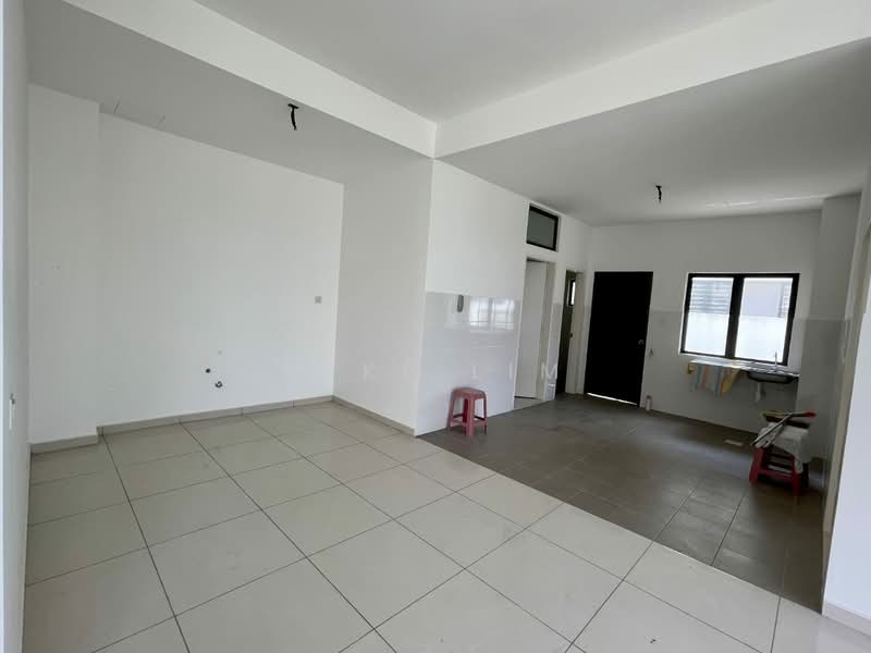 Semi-Detached House for Sale in Setia Ecohill (Semenyih) - Mike Lim - Kitchen - PropertyGuru.com.my
