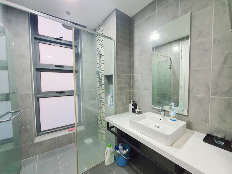 Condominium for Rent at The Robertson - Kevin Look - Bathroom - PropertyGuru.com.my
