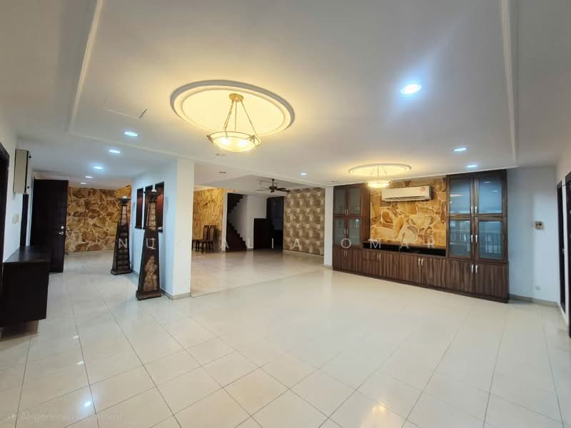 Semi-Detached House for Sale in Saujana Impian (Kajang) - Nur Alia Omar - Living Room - PropertyGuru.com.my
