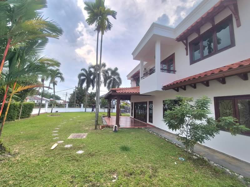 Semi-Detached House for Sale in Saujana Impian (Kajang) - Nur Alia Omar - Exterior - PropertyGuru.com.my
