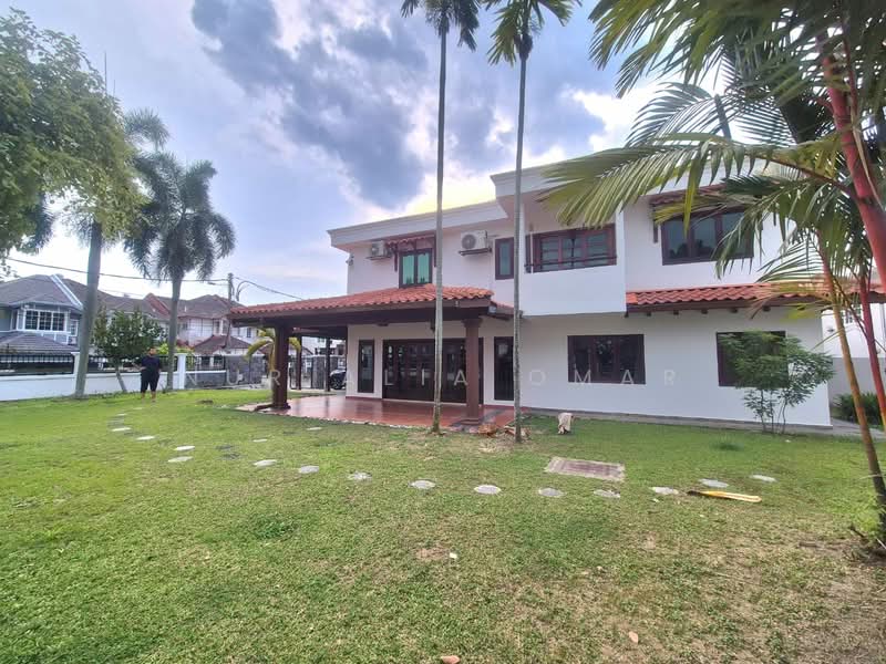 Semi-Detached House for Sale in Saujana Impian (Kajang) - Nur Alia Omar - Exterior - PropertyGuru.com.my
