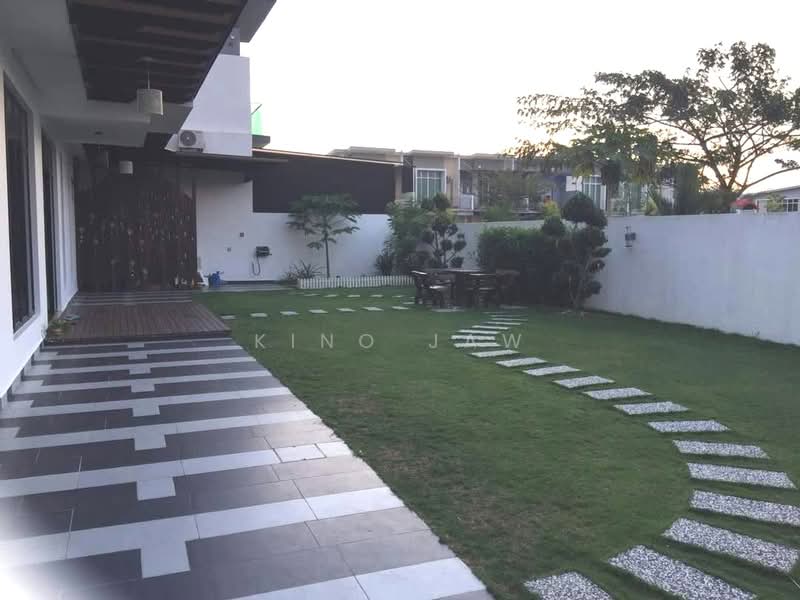 Cluster House for Sale in Taman Mount Austin (Tebrau) - Kino Jaw - Exterior - PropertyGuru.com.my
