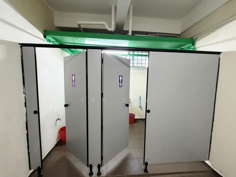 Semi-D Factory for Sale in Bandar Seri Alam (Masai) - Sky Tan - Bathroom - PropertyGuru.com.my