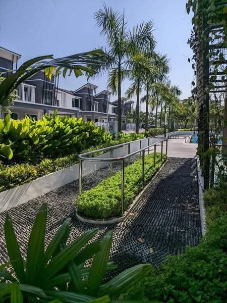 Bungalow House untuk Dijual di Bandar Meru Prima (Ipoh Premier City) (Ipoh) - Kelly Yau - Exterior - PropertyGuru.com.my