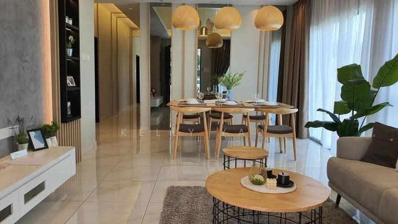 Rumah Berkembar untuk Dijual di Taman Klebang Ria (Chemor) - Kelly Yau - Living Room - PropertyGuru.com.my