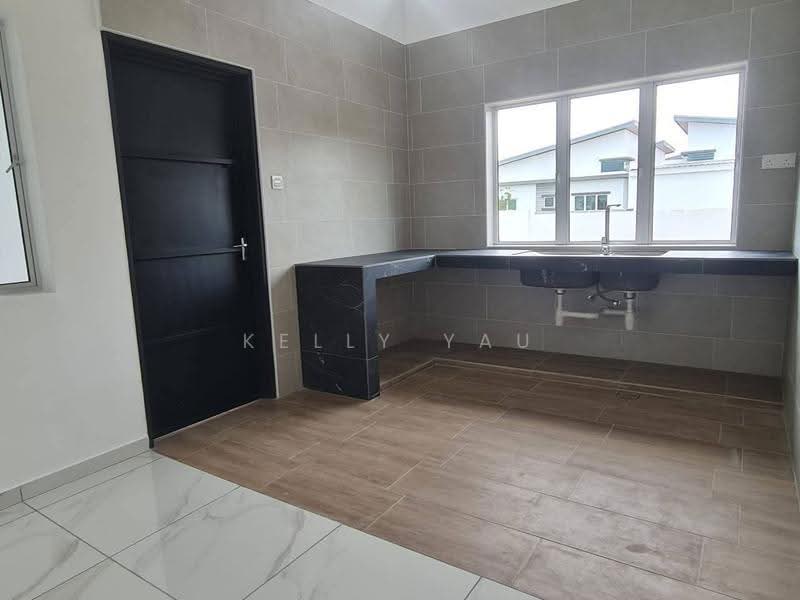 Rumah Berkembar untuk Dijual di Taman Klebang Ria (Chemor) - Kelly Yau - Kitchen - PropertyGuru.com.my