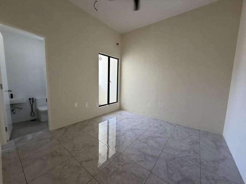Rumah Teres 2-Tingkat untuk Dijual di Simpang Pulai (Perak) - Kelly Yau - Bathroom - PropertyGuru.com.my