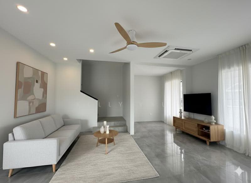 2-storey Terraced House for Sale in Taman Shatin (Ipoh) - Kelly Yau - Living Room - PropertyGuru.com.my