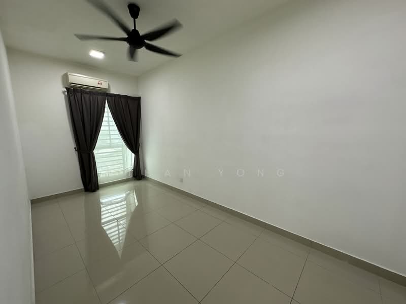 For Rent - Cybersquare