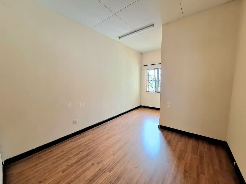 2-storey Terraced House for Sale in Denai Alam (Shah Alam) - Amzar Faiz - PropertyGuru.com.my