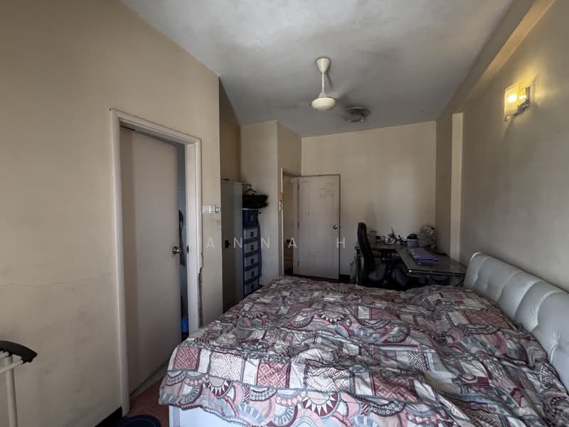 3-storey Terraced House for Sale in Taman Esplanad (Bukit Jalil) - Anna H - Bedroom - PropertyGuru.com.my